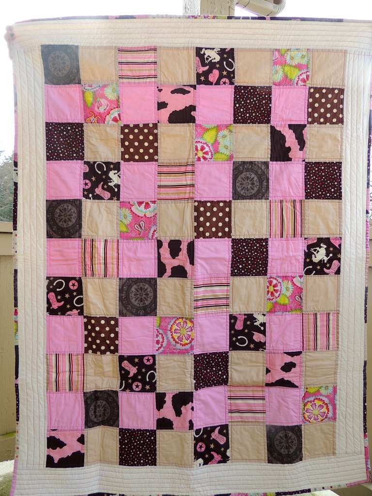 This quilt was so fun and easy to make, love the colors!